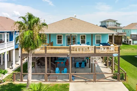 866 Townsend Drive Crystal Beach TX 77650