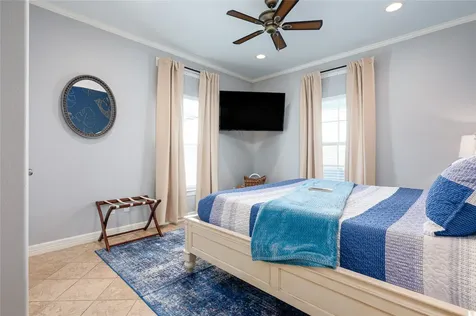 866 Townsend Drive Crystal Beach TX 77650