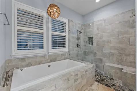 713 Bayou Crest Drive Dickinson TX 77539