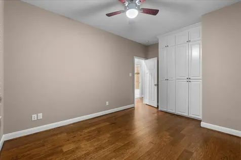 713 Bayou Crest Drive Dickinson TX 77539