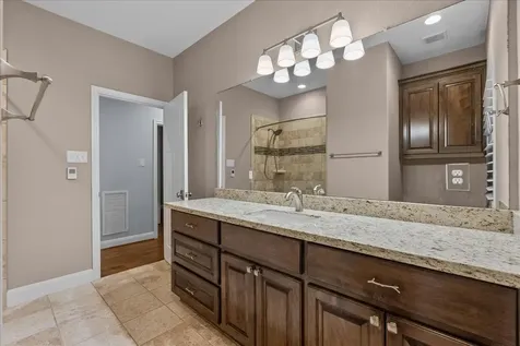 713 Bayou Crest Drive Dickinson TX 77539