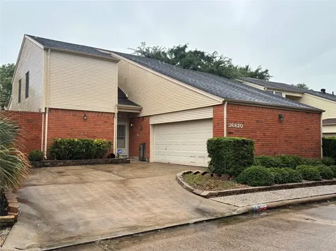 16610 Bentshire Way Houston TX 77058