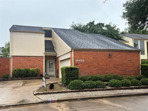 16610 Bentshire Way Houston TX 77058