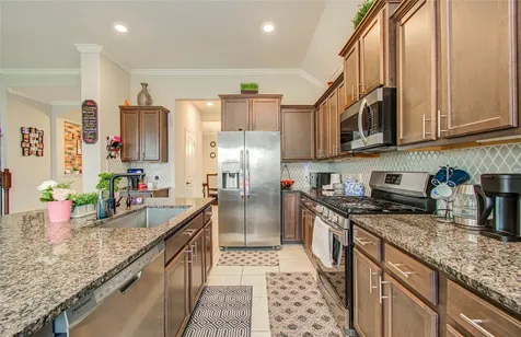 5126 Victory Shores Lane Rosharon TX 77583