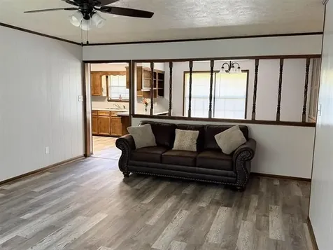 8957 Tejas Lane Silsbee TX 77656