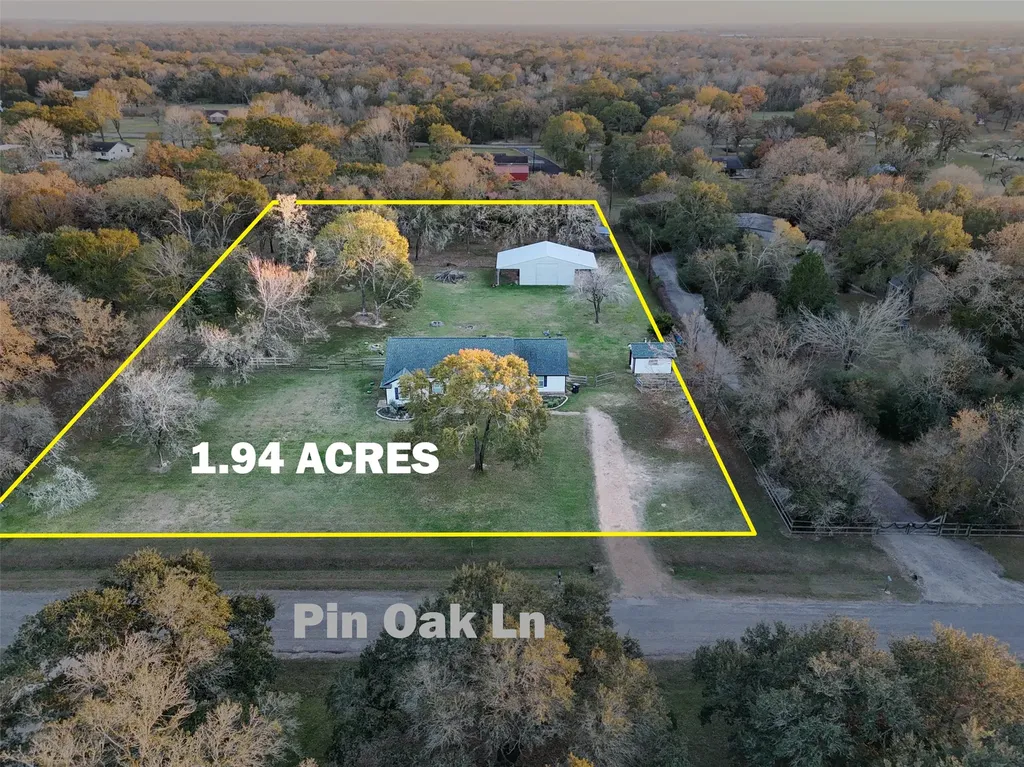 118 Pin Oak Lane Hempstead TX 77445