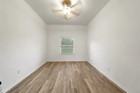 118 Pin Oak Lane Hempstead TX 77445
