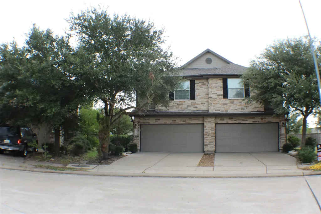 6431 Densberry Lane Katy TX 77494