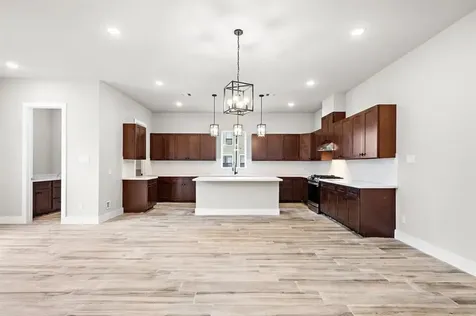 228 W 28th Street Houston TX 77008
