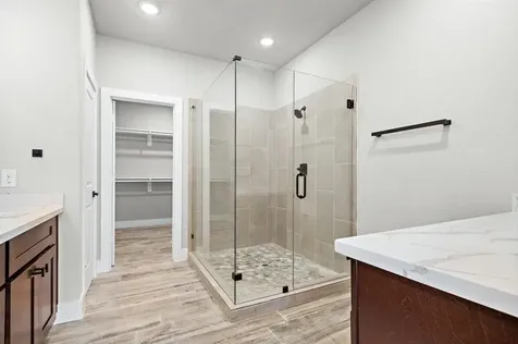 228 W 28th Street Houston TX 77008