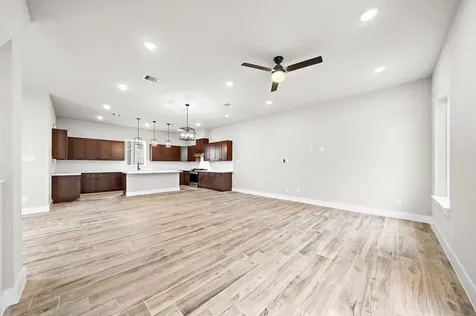 228 W 28th Street Houston TX 77008