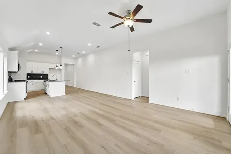 21115 Autumn Heights Drive Rosharon TX 77583