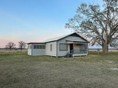 18943 State Highway 7 Centerville TX 75833