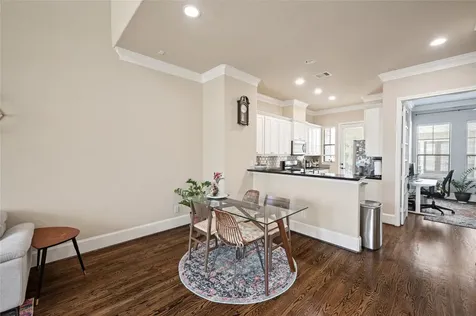 1114 W 25th Street Houston TX 77008