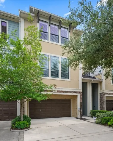 1114 W 25th Street Houston TX 77008