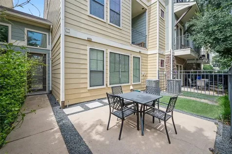 1114 W 25th Street Houston TX 77008