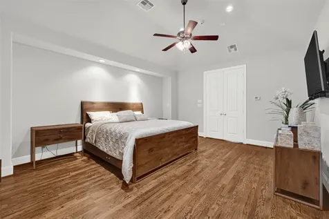 5605 Cohn Meadow Lane Houston TX 77007