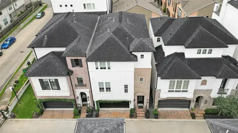 5605 Cohn Meadow Lane Houston TX 77007