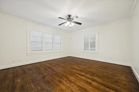 302 E Jackson Street West Columbia TX 77486