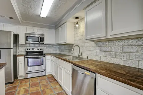 217 Roy Street 2 Houston TX 77007