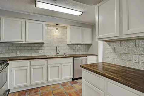 217 Roy Street 2 Houston TX 77007
