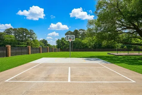205 Rustic Oaks Drive League City TX 77573