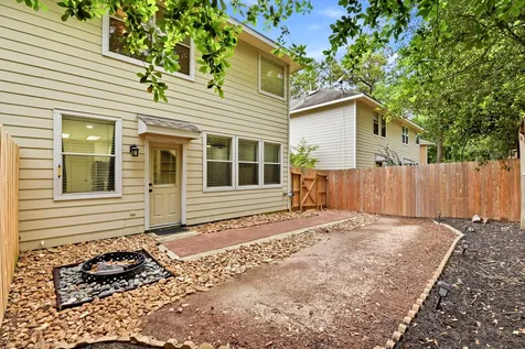 78 N Camellia Grove Circle The Woodlands TX 77382