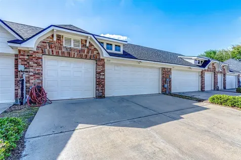 2614 Arbor Hill Lane Pearland TX 77584