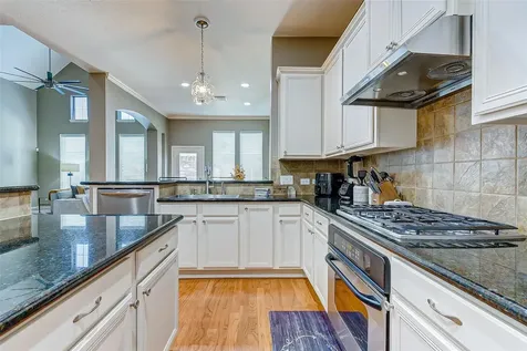 2614 Arbor Hill Lane Pearland TX 77584