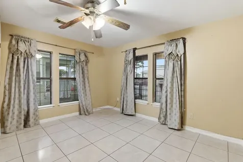 5518 Avenue Q Galveston TX 77551