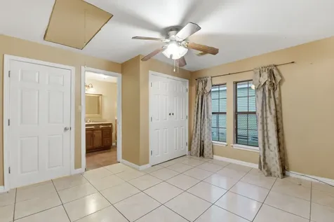 5518 Avenue Q Galveston TX 77551