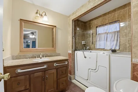 5518 Avenue Q Galveston TX 77551