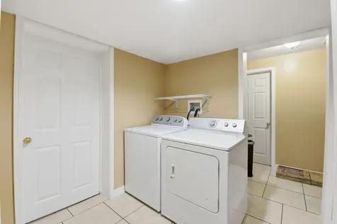 5518 Avenue Q Galveston TX 77551