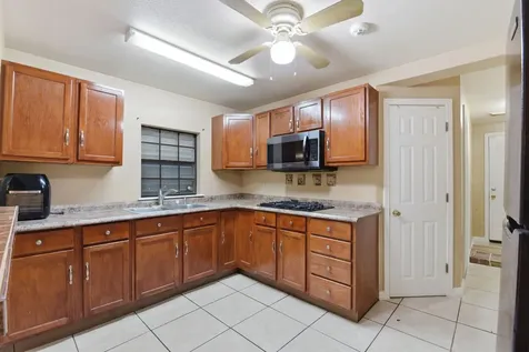 5518 Avenue Q Galveston TX 77551