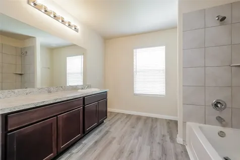 4223 Silver Ranch Road Houston TX 77014