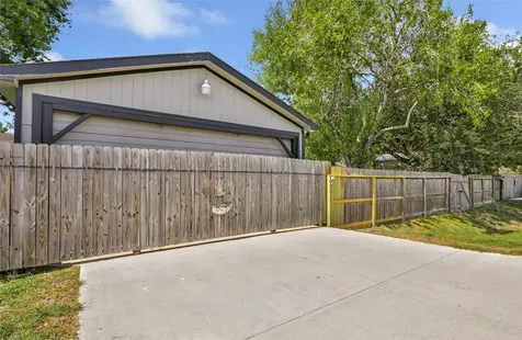 15816 Ramsey Road Crosby TX 77532