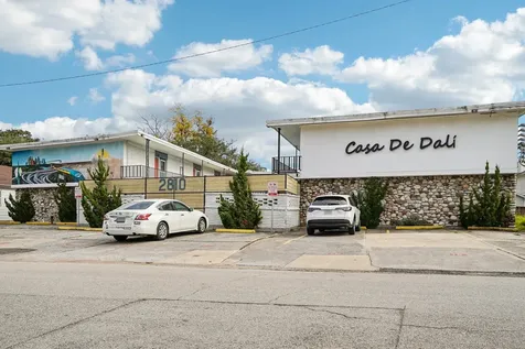 2810 Beauchamp Street 19 Houston TX 77009