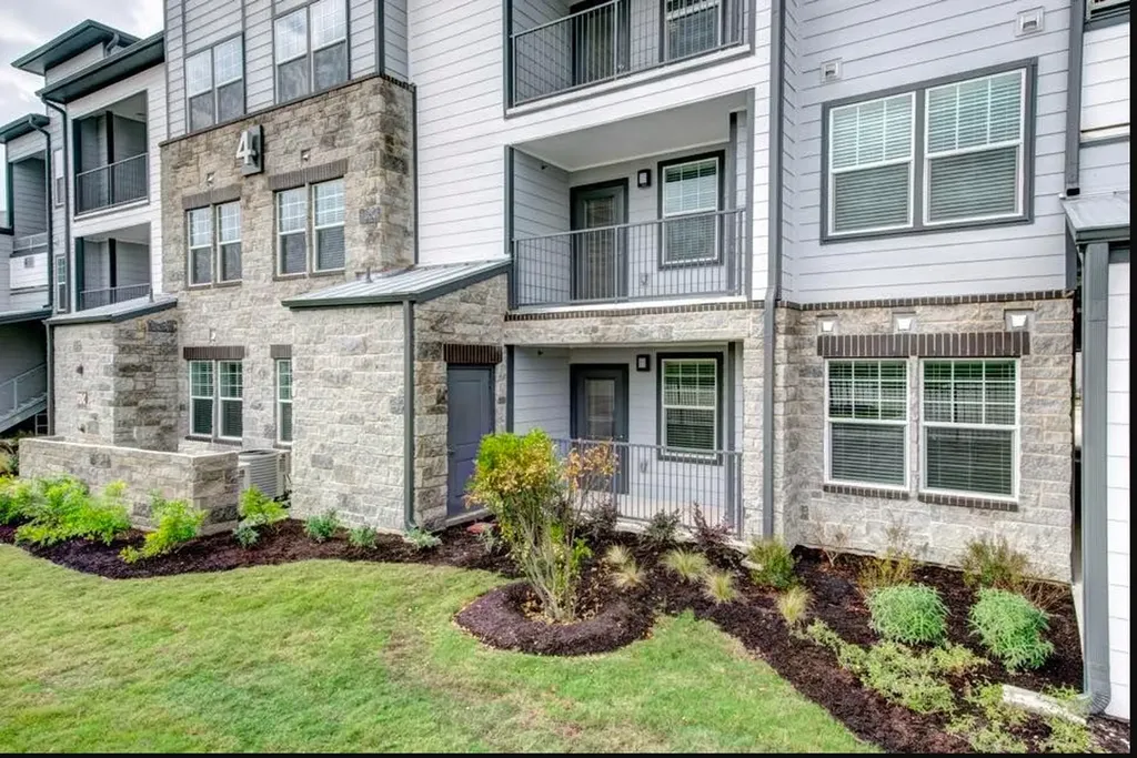 15405 Long Vista Drive Austin TX 78728