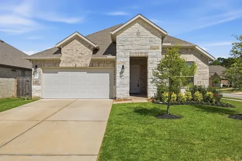 1233 Antelope Passing Drive Montgomery TX 77316