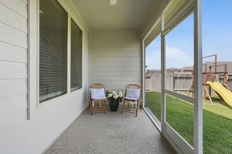 1233 Antelope Passing Drive Montgomery TX 77316