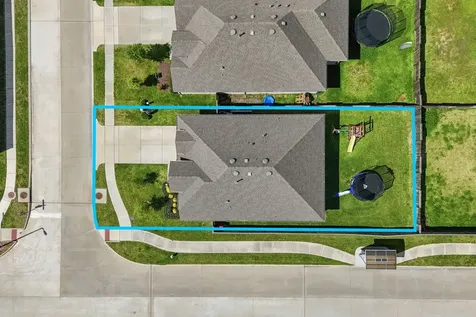 1233 Antelope Passing Drive Montgomery TX 77316