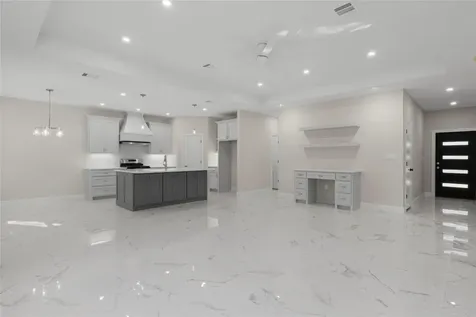 2950 Gulf Street Beaumont TX 77703