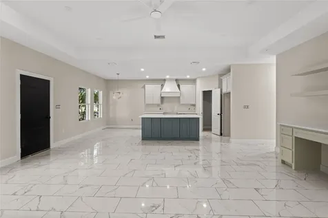 2950 Gulf Street Beaumont TX 77703