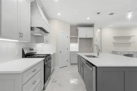 2950 Gulf Street Beaumont TX 77703