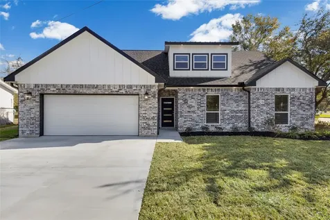 2950 Gulf Street Beaumont TX 77703