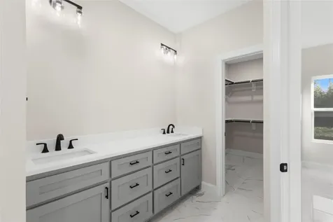 2950 Gulf Street Beaumont TX 77703
