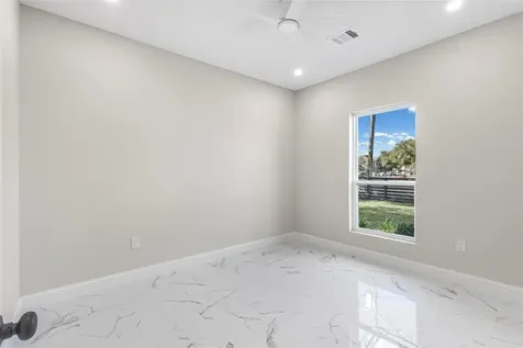 2950 Gulf Street Beaumont TX 77703