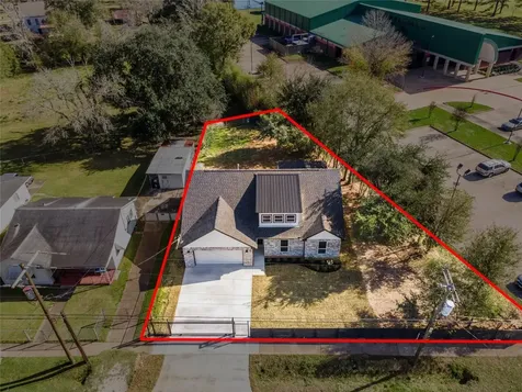 2950 Gulf Street Beaumont TX 77703