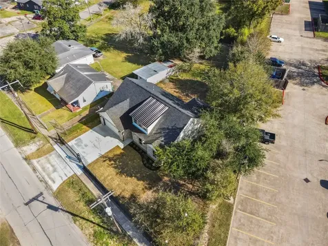 2950 Gulf Street Beaumont TX 77703
