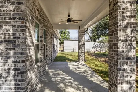 2950 Gulf Street Beaumont TX 77703